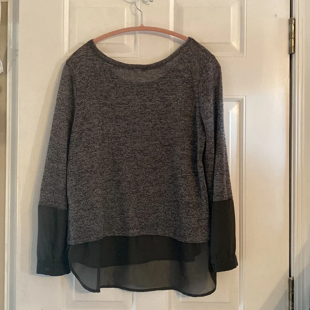 Pleione Blouse - Picture 2 of 6